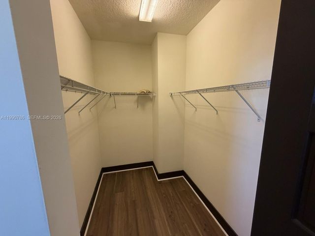 9143 NW 161st St 9143, Miami Lakes, FL 33018