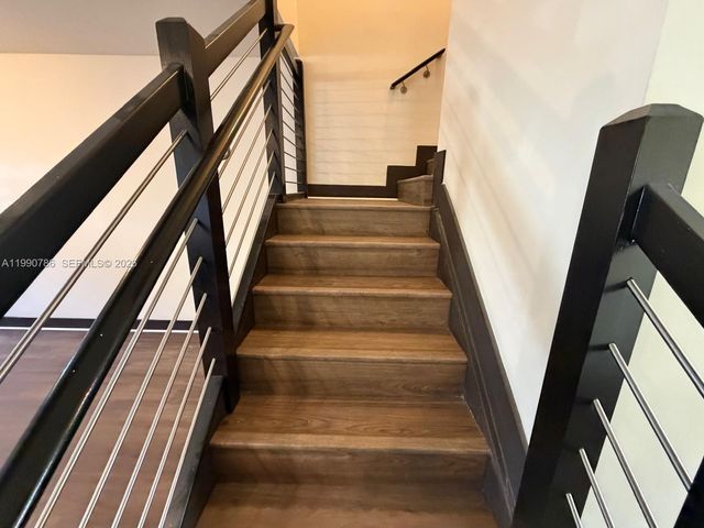 9143 NW 161st St 9143, Miami Lakes, FL 33018