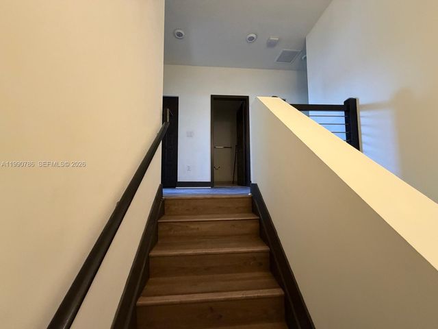 9143 NW 161st St 9143, Miami Lakes, FL 33018