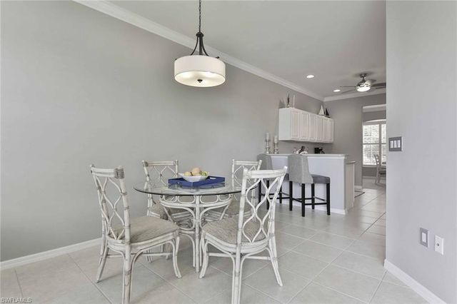 2215 Arielle DR 1203, Naples, FL 34109