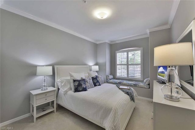 2215 Arielle DR 1203, Naples, FL 34109