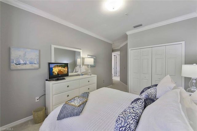 2215 Arielle DR 1203, Naples, FL 34109
