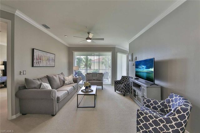 2215 Arielle DR 1203, Naples, FL 34109