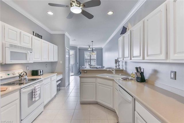 2215 Arielle DR 1203, Naples, FL 34109