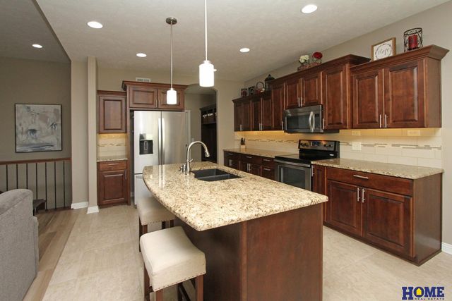 2953 Forest Avenue, Lincoln, NE 68516