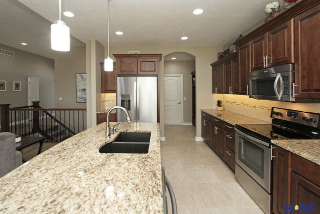 2953 Forest Avenue, Lincoln, NE 68516