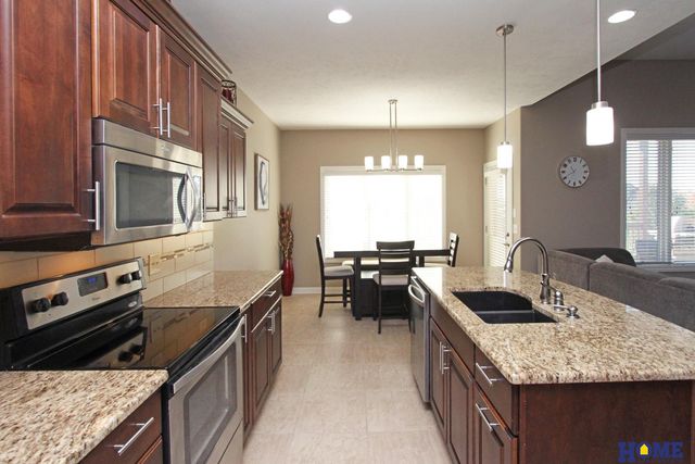 2953 Forest Avenue, Lincoln, NE 68516