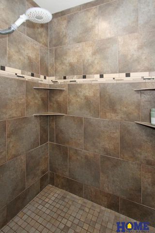 2953 Forest Avenue, Lincoln, NE 68516