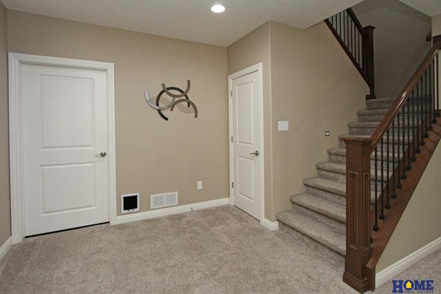 2953 Forest Avenue, Lincoln, NE 68516