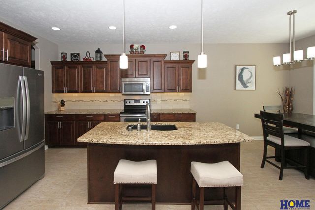 2953 Forest Avenue, Lincoln, NE 68516