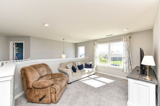 3232 S Cordell Road, New Palestine, IN 46163
