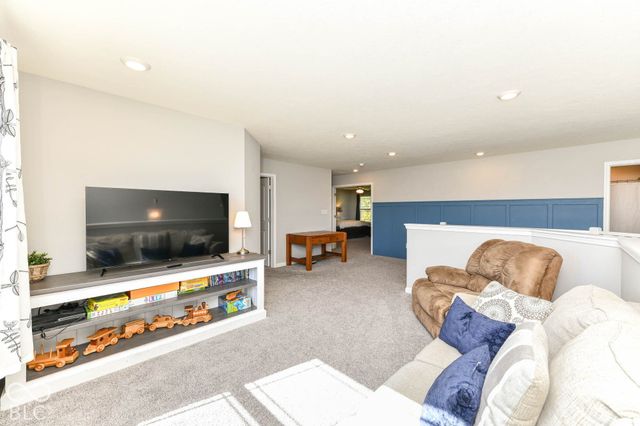 3232 S Cordell Road, New Palestine, IN 46163