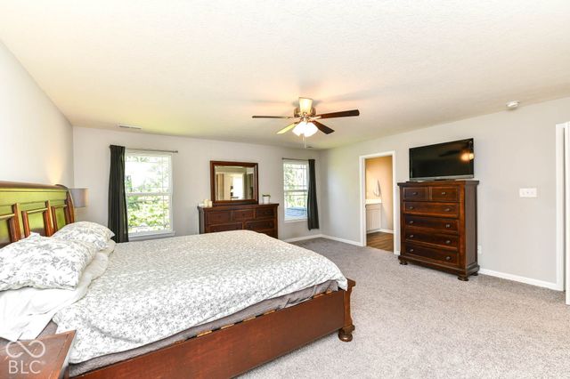 3232 S Cordell Road, New Palestine, IN 46163