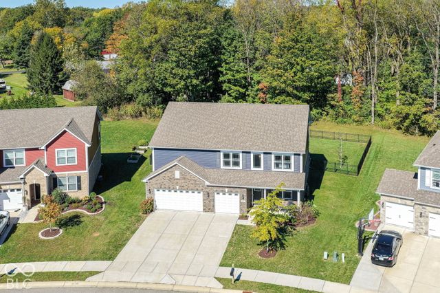 3232 S Cordell Road, New Palestine, IN 46163