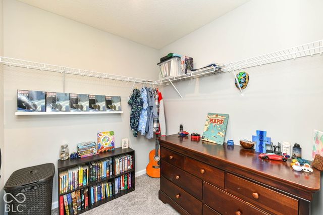 3232 S Cordell Road, New Palestine, IN 46163