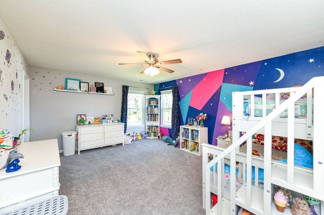 3232 S Cordell Road, New Palestine, IN 46163