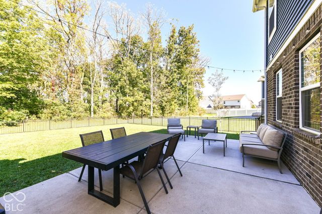 3232 S Cordell Road, New Palestine, IN 46163