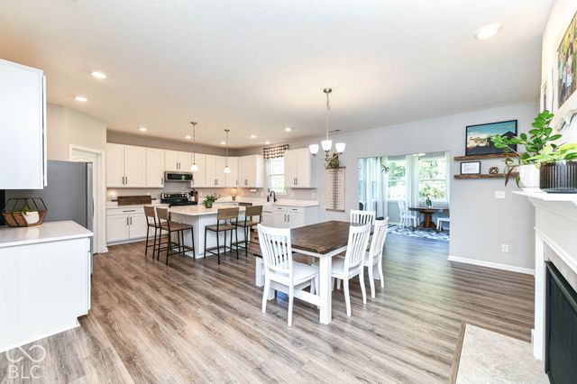 3232 S Cordell Road, New Palestine, IN 46163