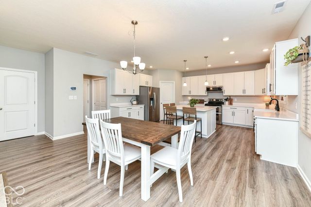 3232 S Cordell Road, New Palestine, IN 46163