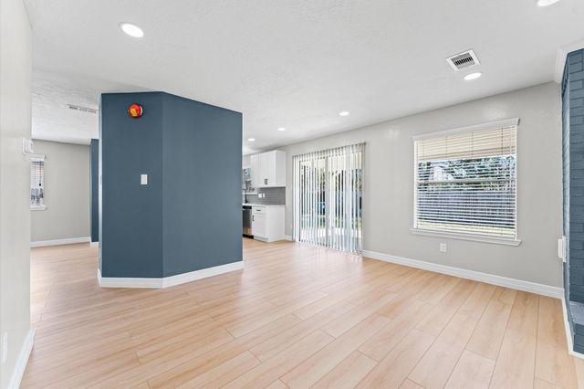 28827 Sedgefield Street, Spring, TX 77386