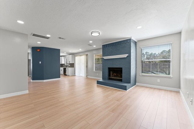 28827 Sedgefield Street, Spring, TX 77386