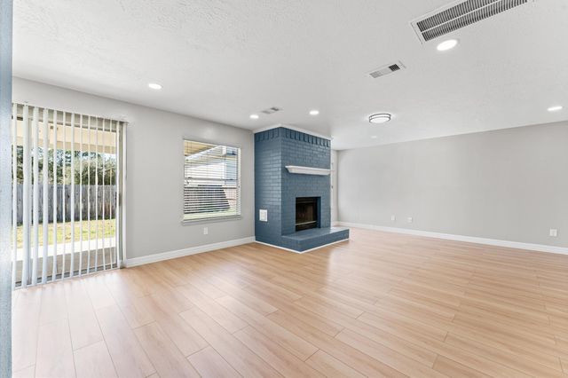 28827 Sedgefield Street, Spring, TX 77386