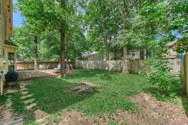 100 W Rainbow Ridge Circle, The Woodlands, TX 77381