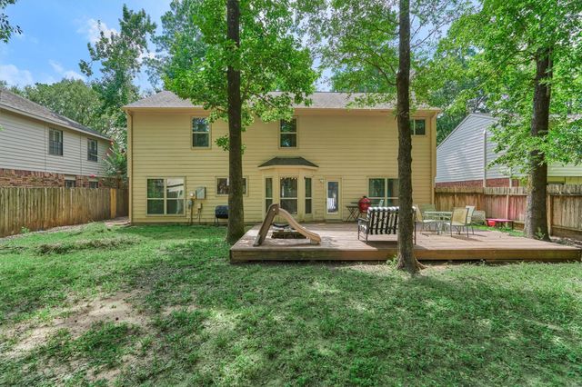 100 W Rainbow Ridge Circle, The Woodlands, TX 77381