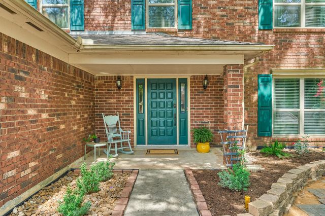 100 W Rainbow Ridge Circle, The Woodlands, TX 77381