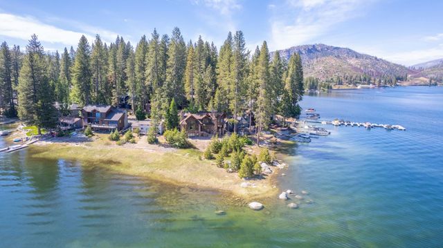44483 Lakeview Avenue, Shaver Lake, CA 93664