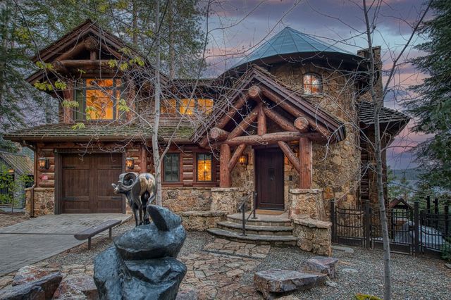 44483 Lakeview Avenue, Shaver Lake, CA 93664
