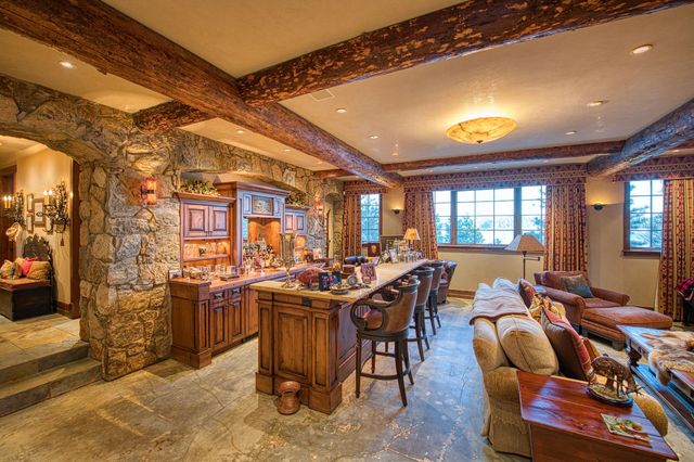 44483 Lakeview Avenue, Shaver Lake, CA 93664