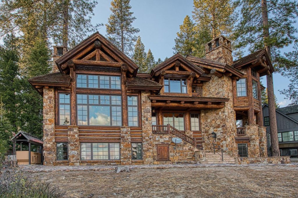 Image 14 of property listing at 44483 Lakeview Avenue, Shaver Lake, CA 93664