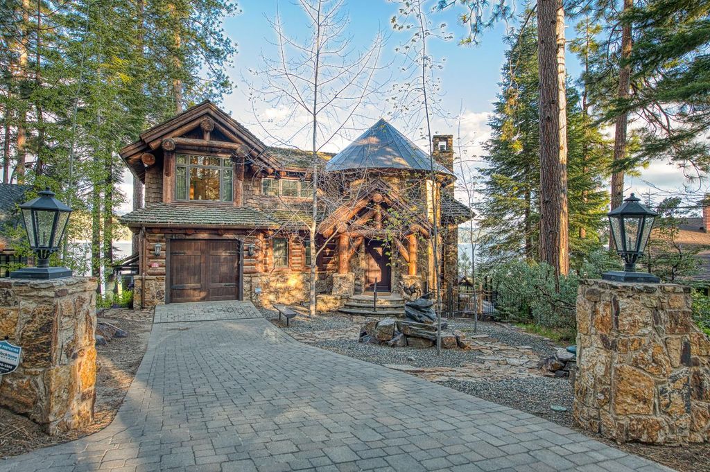 Image 26 of property listing at 44483 Lakeview Avenue, Shaver Lake, CA 93664