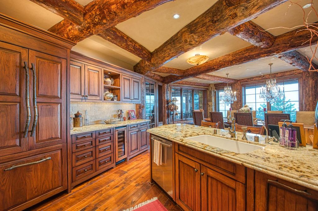 Image 46 of property listing at 44483 Lakeview Avenue, Shaver Lake, CA 93664