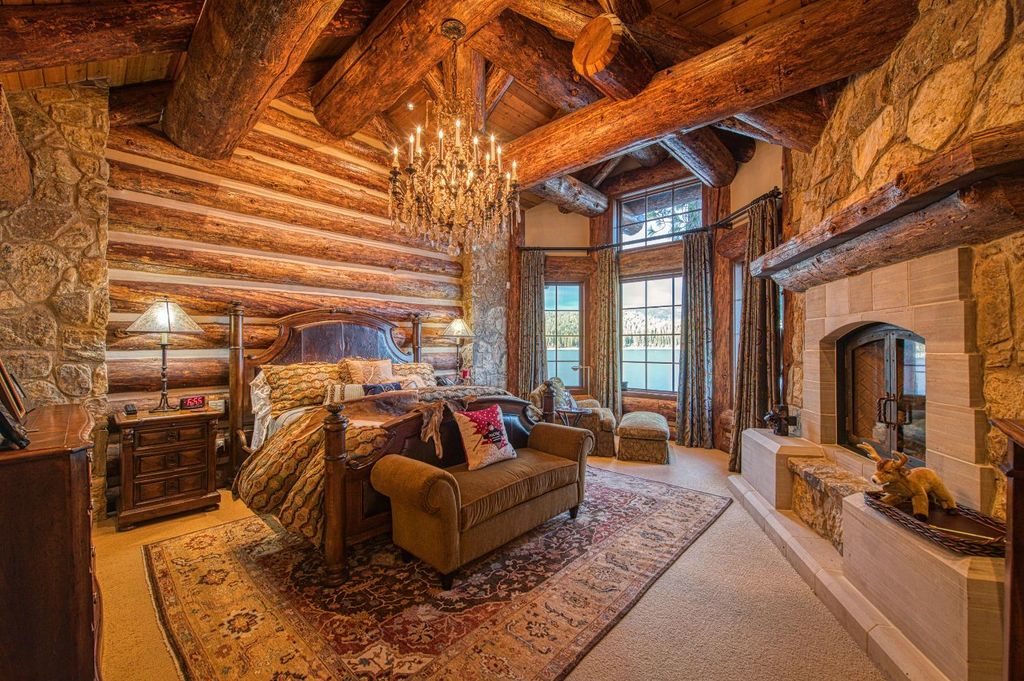 Image 56 of property listing at 44483 Lakeview Avenue, Shaver Lake, CA 93664