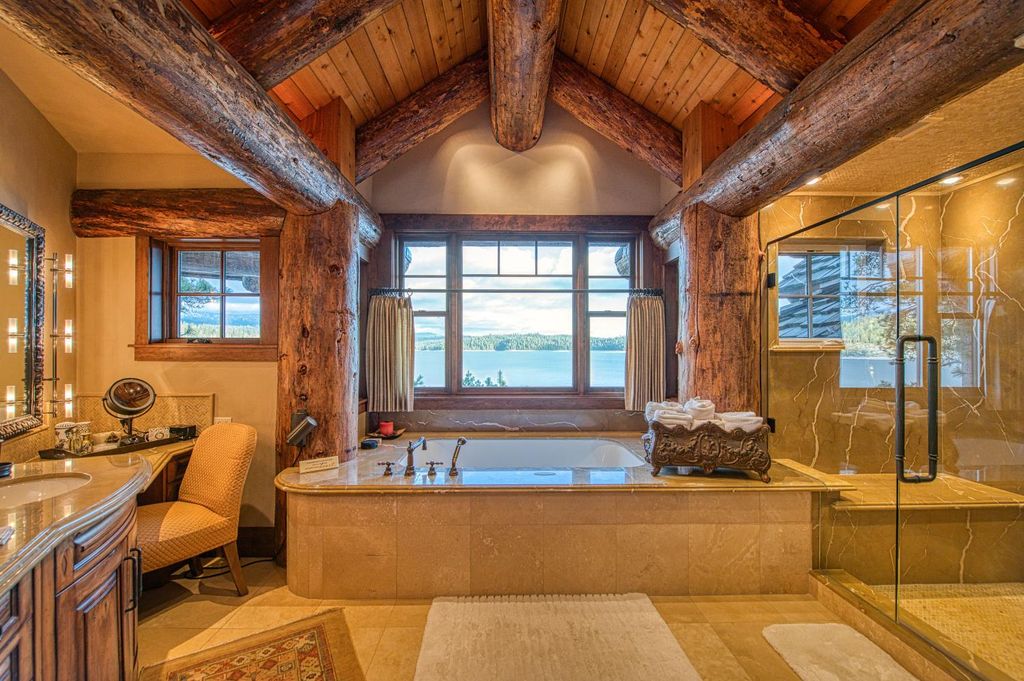 Image 63 of property listing at 44483 Lakeview Avenue, Shaver Lake, CA 93664
