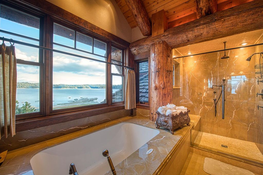 Image 64 of property listing at 44483 Lakeview Avenue, Shaver Lake, CA 93664