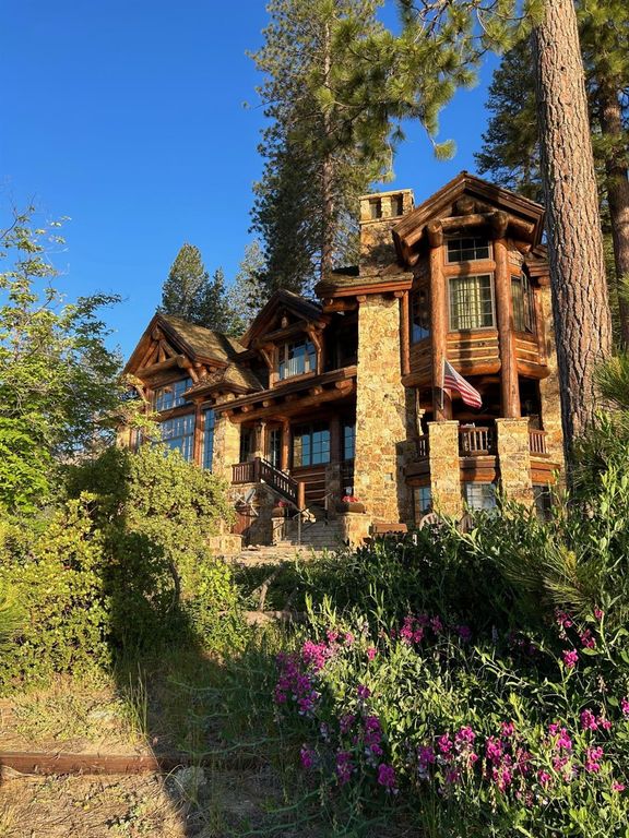 Image 98 of property listing at 44483 Lakeview Avenue, Shaver Lake, CA 93664