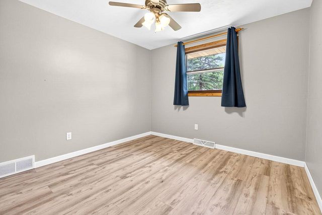 W1940 VANS COURT, Kaukauna, WI 54130
