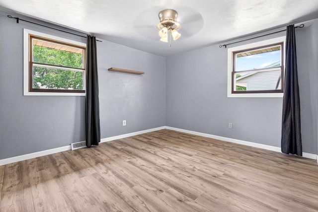 W1940 VANS COURT, Kaukauna, WI 54130