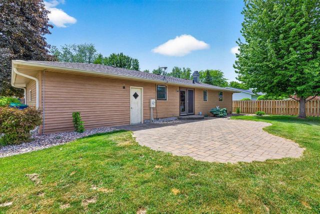 W1940 VANS COURT, Kaukauna, WI 54130