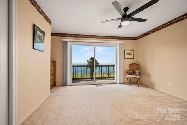 2881 White Oak Mountain Road D5, Columbus, NC 28722