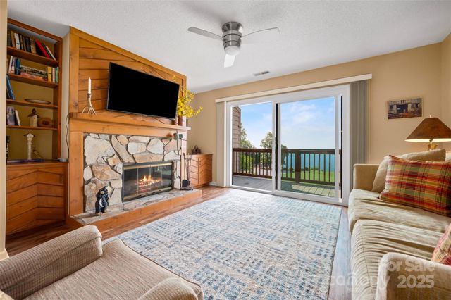 2881 White Oak Mountain Road D5, Columbus, NC 28722
