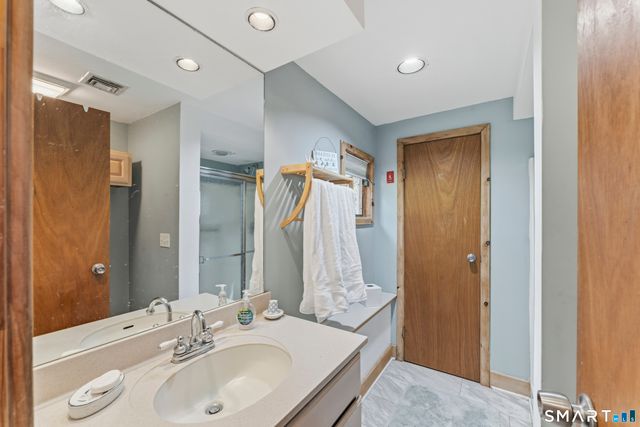 79 Algonquin Trail, Newtown, CT 06482
