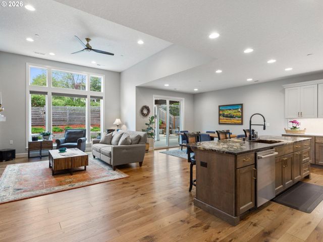 3589 S St, Washougal, WA 98671