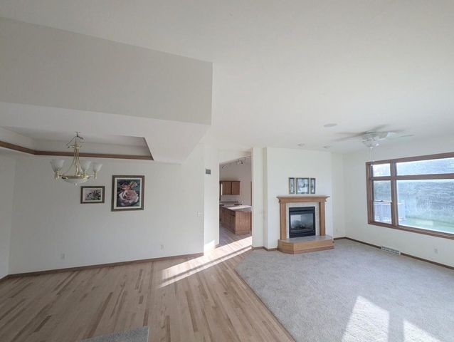 5614 N Vista Lane, Janesville, WI 53548
