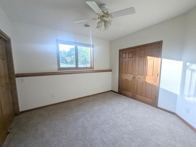 5614 N Vista Lane, Janesville, WI 53548
