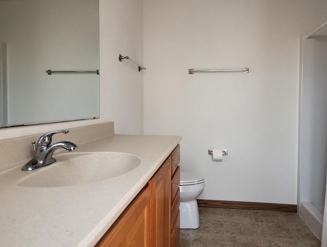 5614 N Vista Lane, Janesville, WI 53548