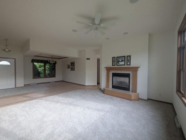 5614 N Vista Lane, Janesville, WI 53548